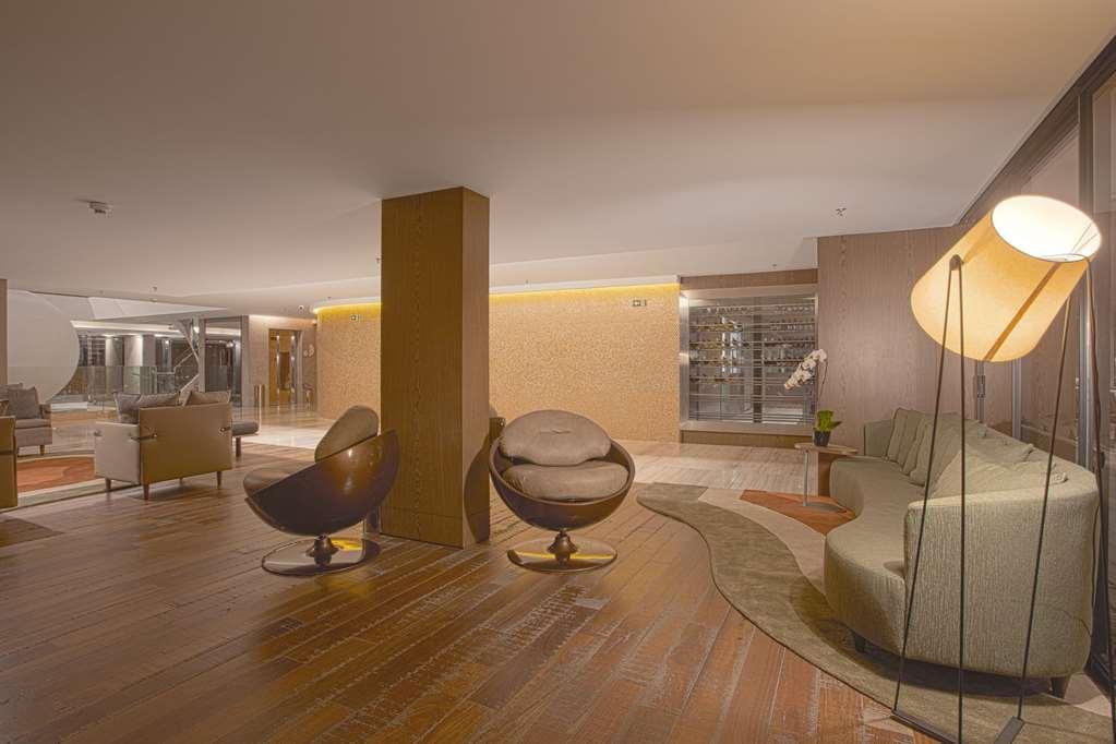 Suryaa Hotel Pinhais, Curio Collection By Hilton Beltér fotó